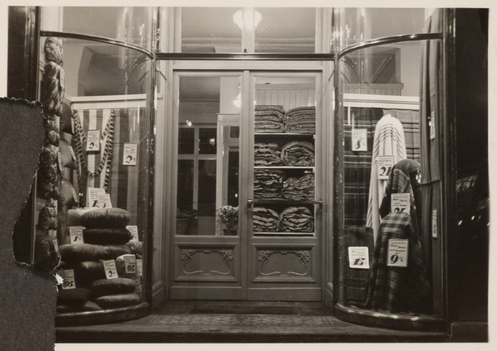 Glaser family textile archive